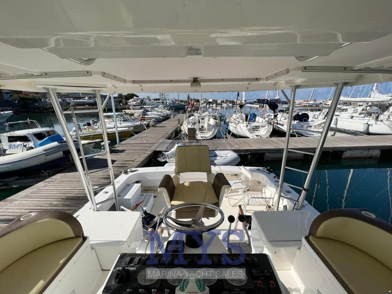 Luhrs 40 OPEN