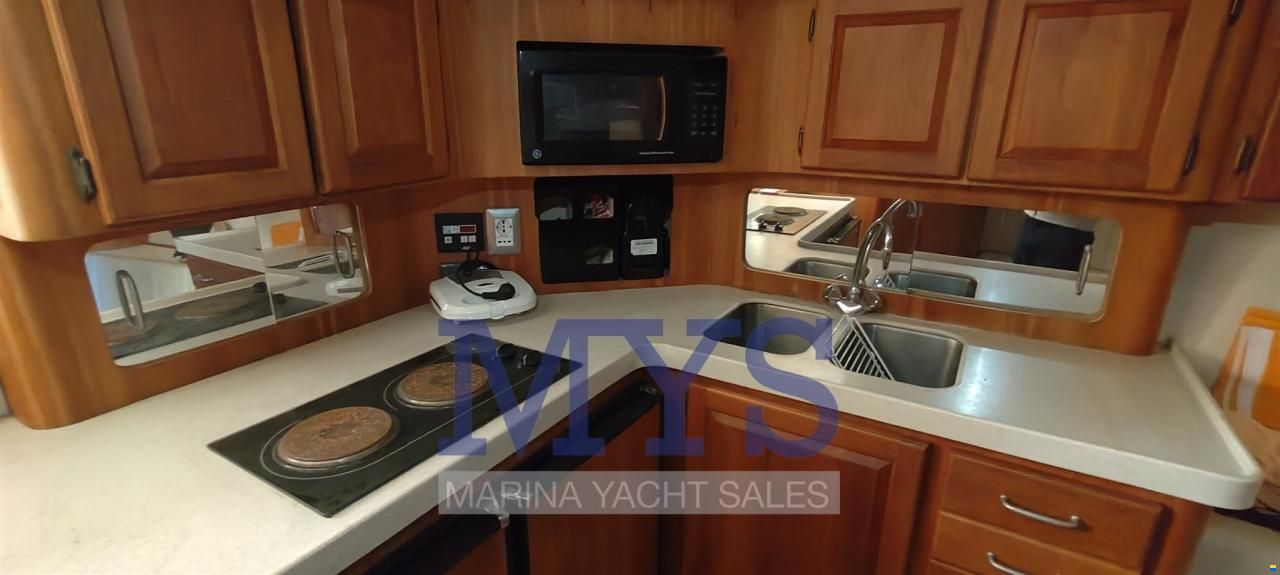 Luhrs 40 OPEN