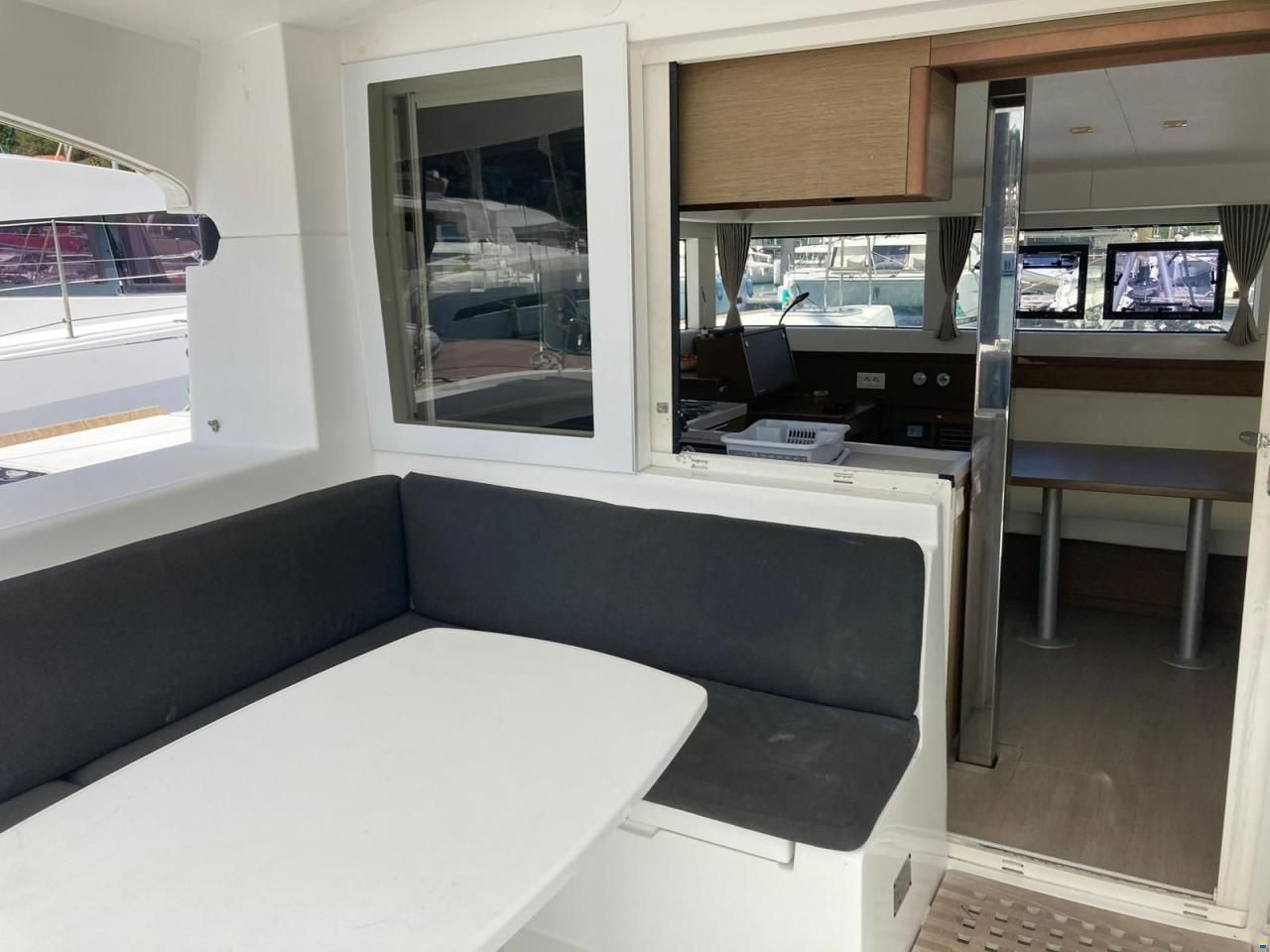 Lagoon 40