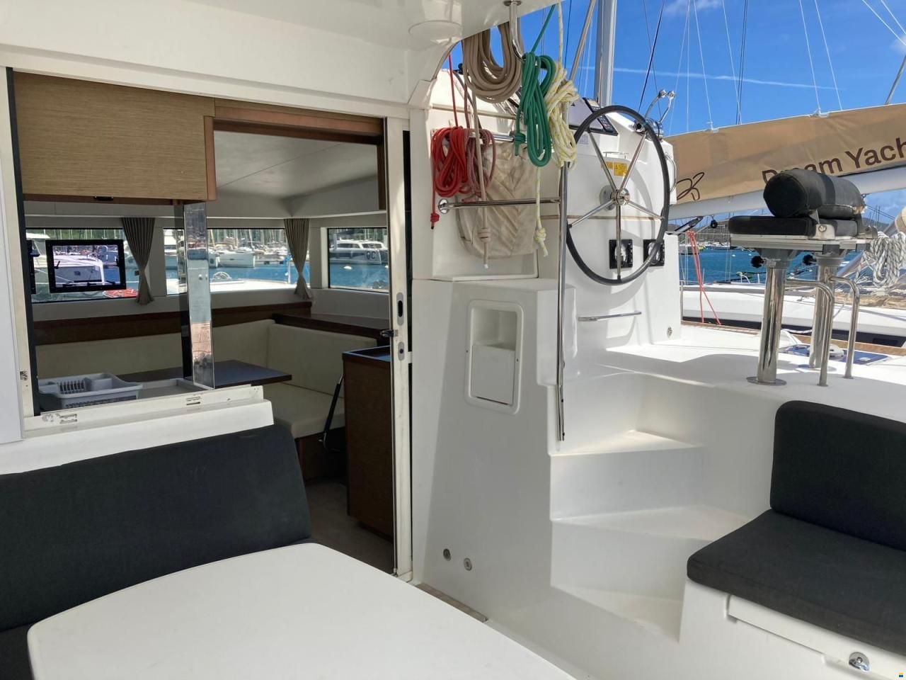 Lagoon 40