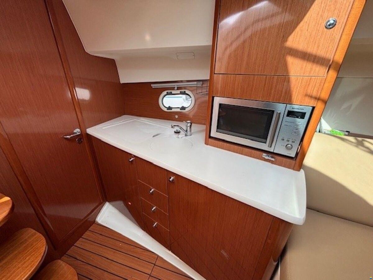 Jeanneau Prestige 30S