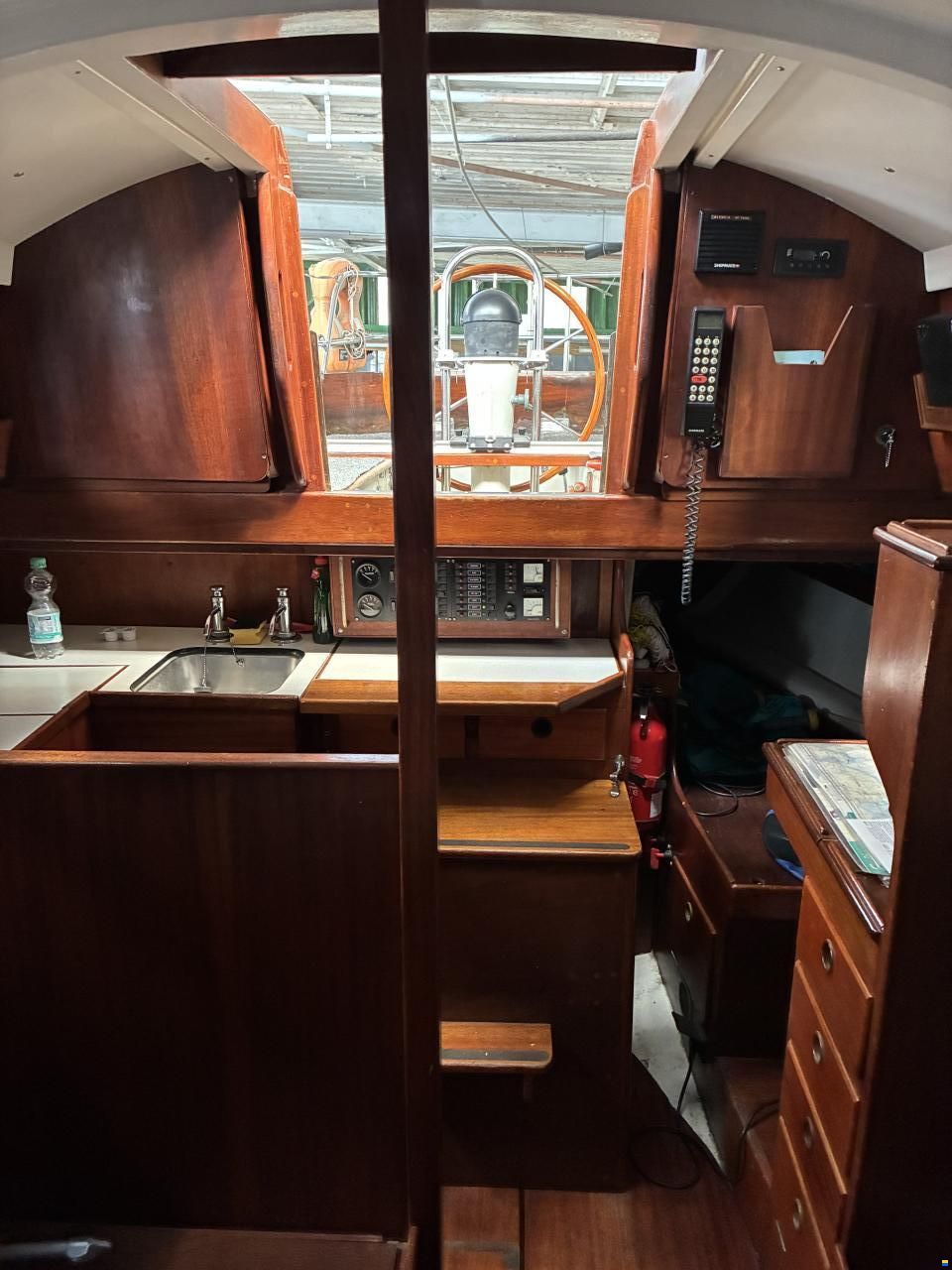 Hallberg-Rassy Mistral 33