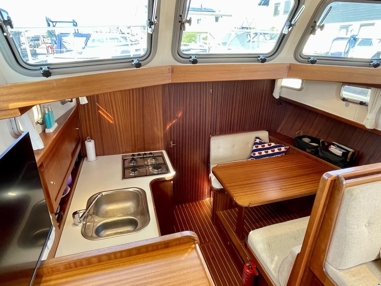 Privateer 37 Hybride