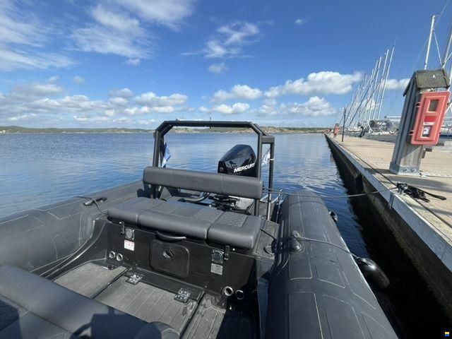 Brig Inflatable Boats 26 Navigator