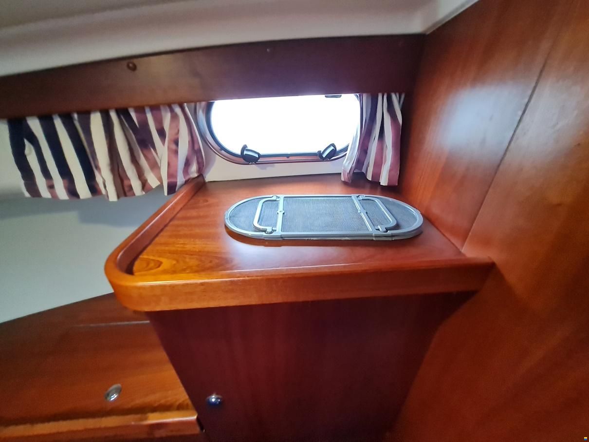 Nimbus 340 Commander