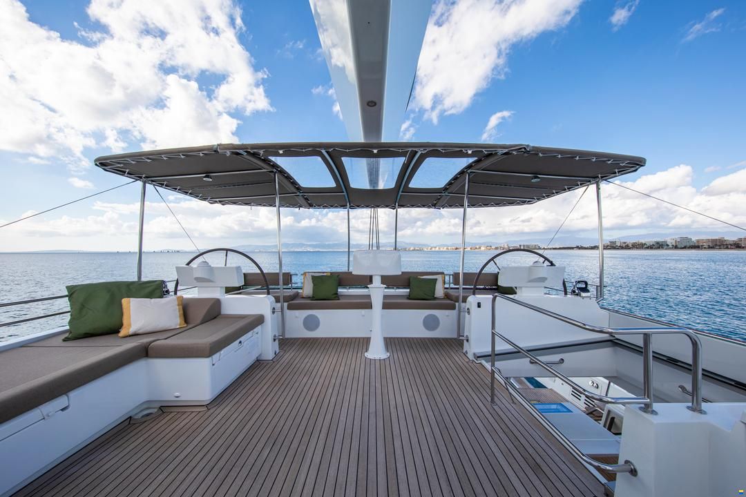 Lagoon 620