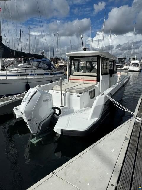 Wellcraft 28 Explorer