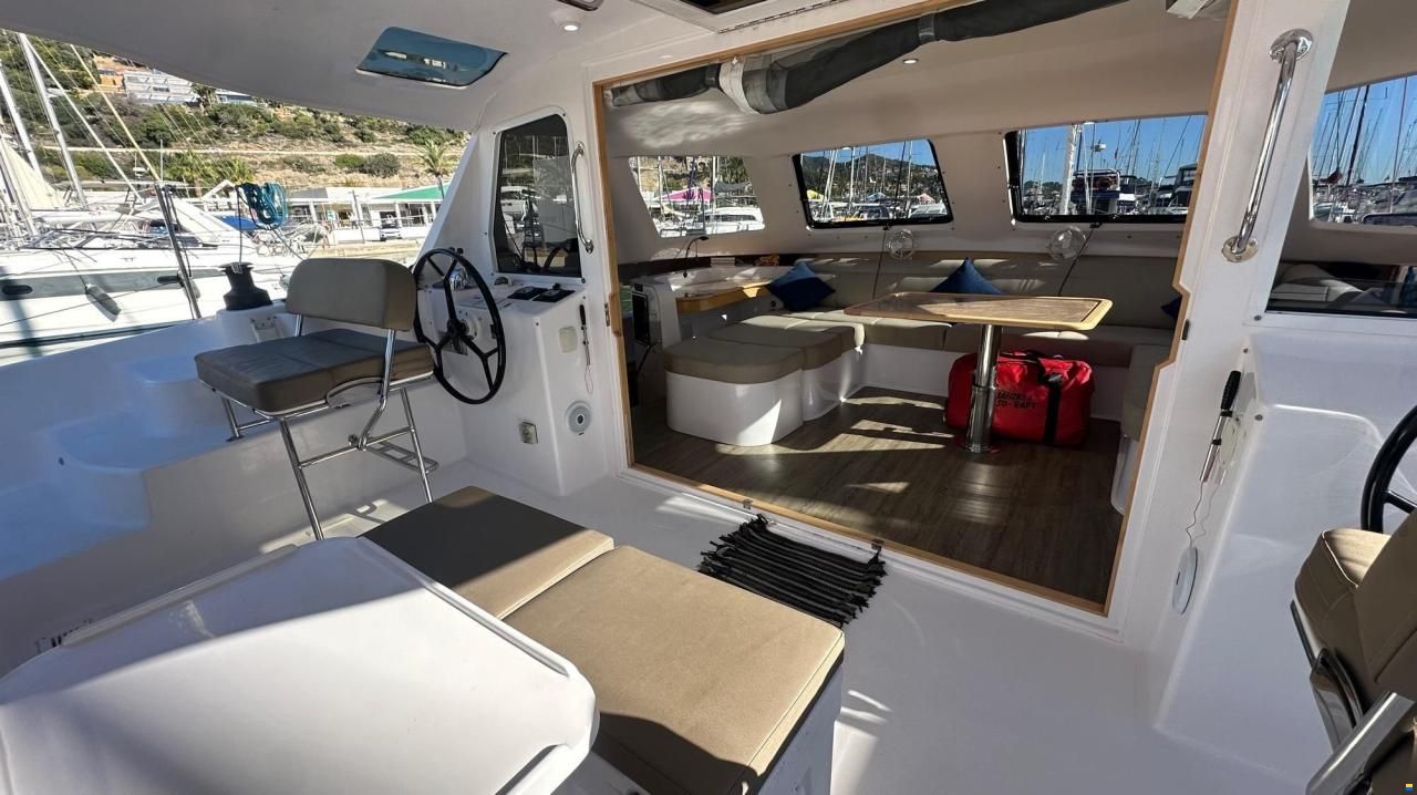 Seawind 1260
