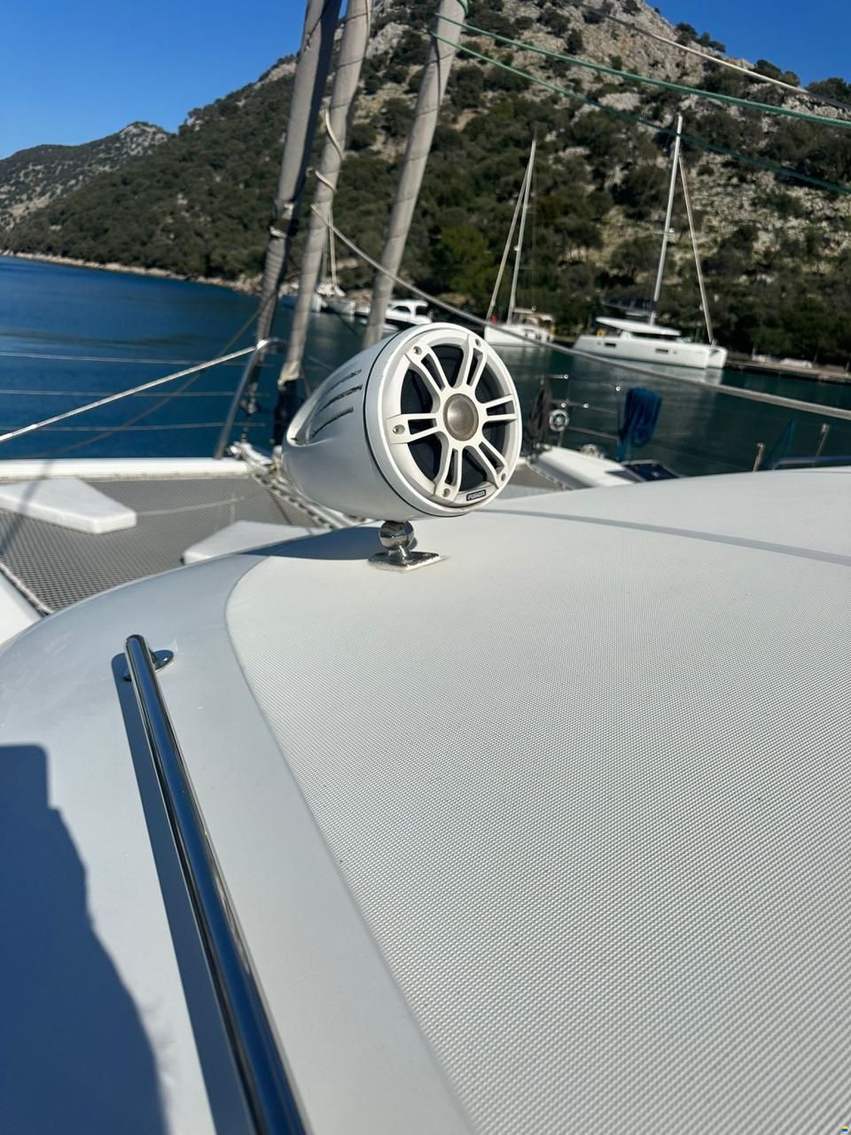 Lagoon 620