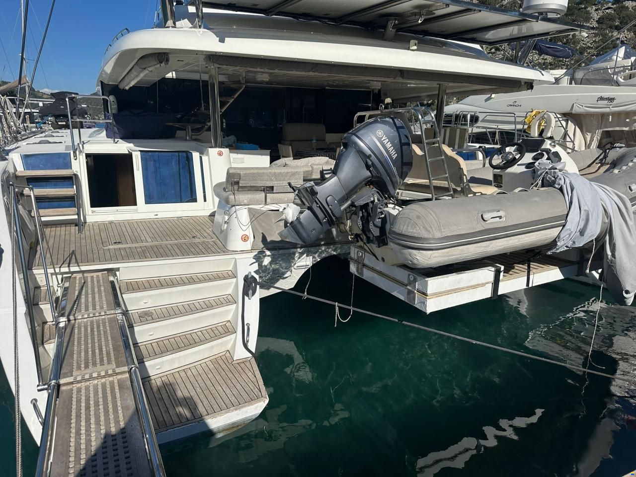 Lagoon 620