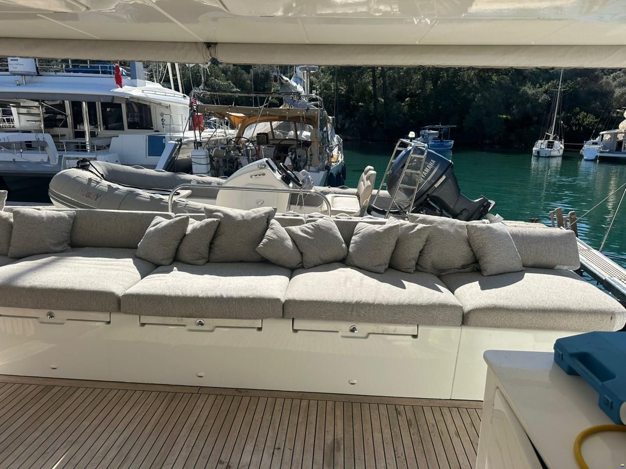 Lagoon 620