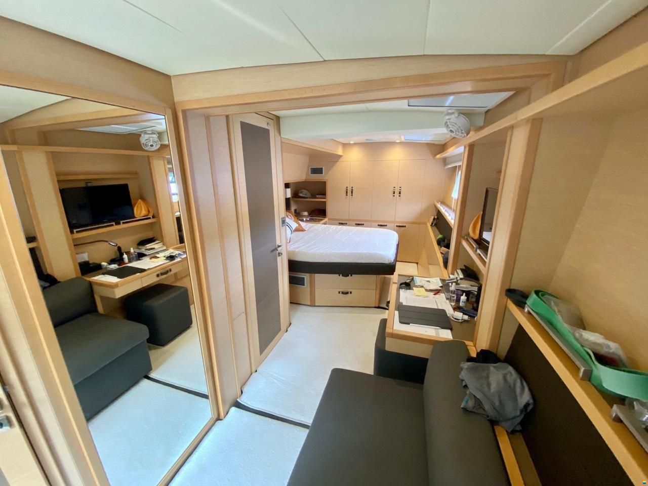 Lagoon 630