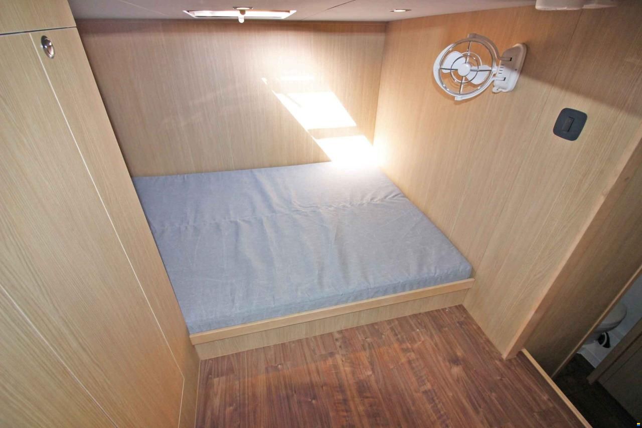 AQUILA 42