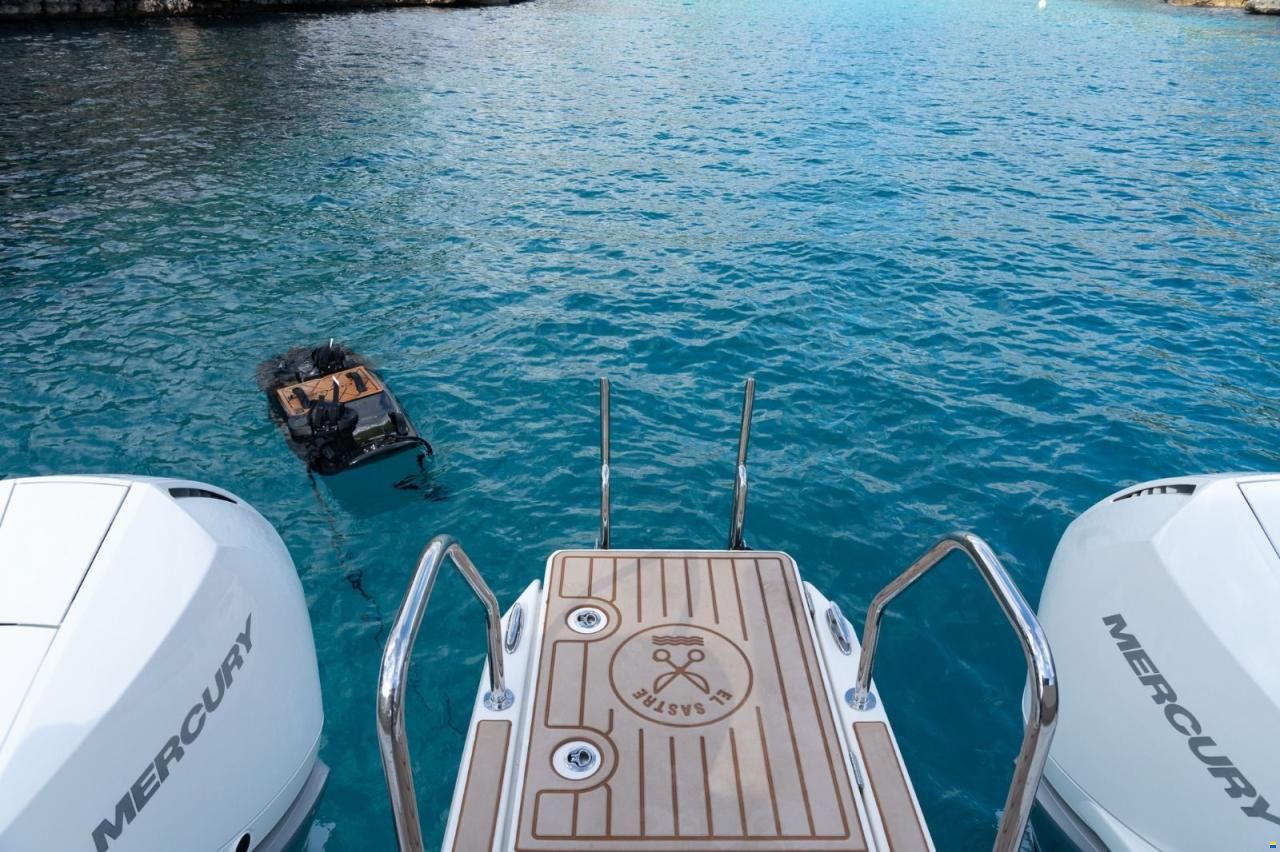 AQUILA 32 Sport