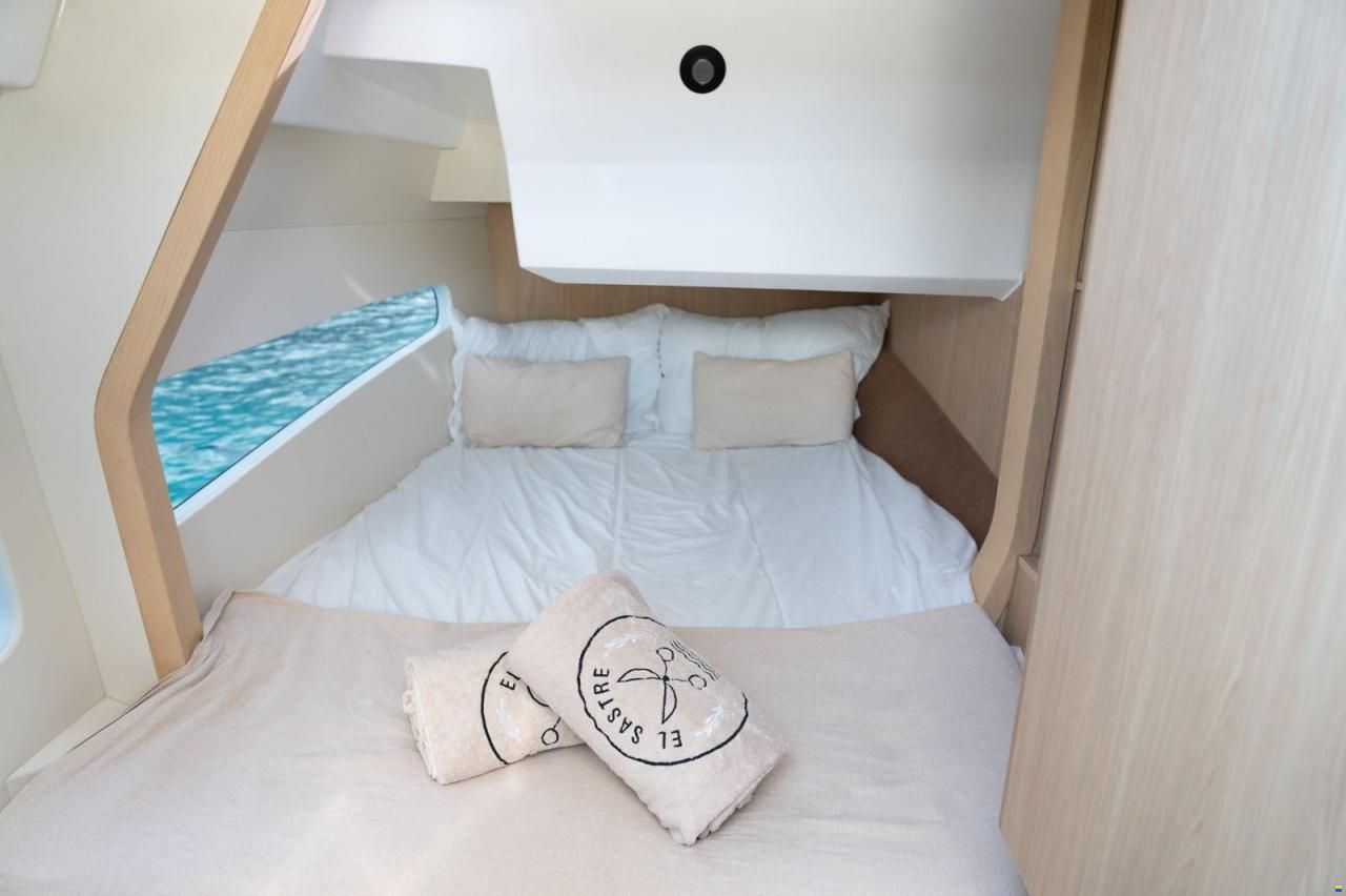 AQUILA 32 Sport
