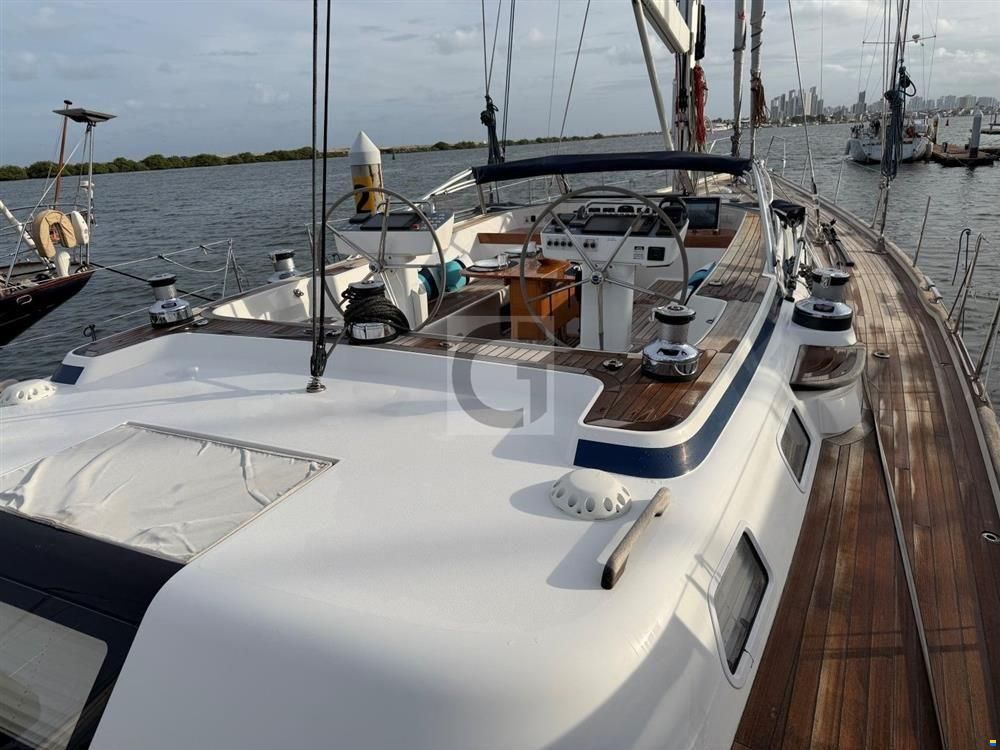 Hallberg-Rassy 57