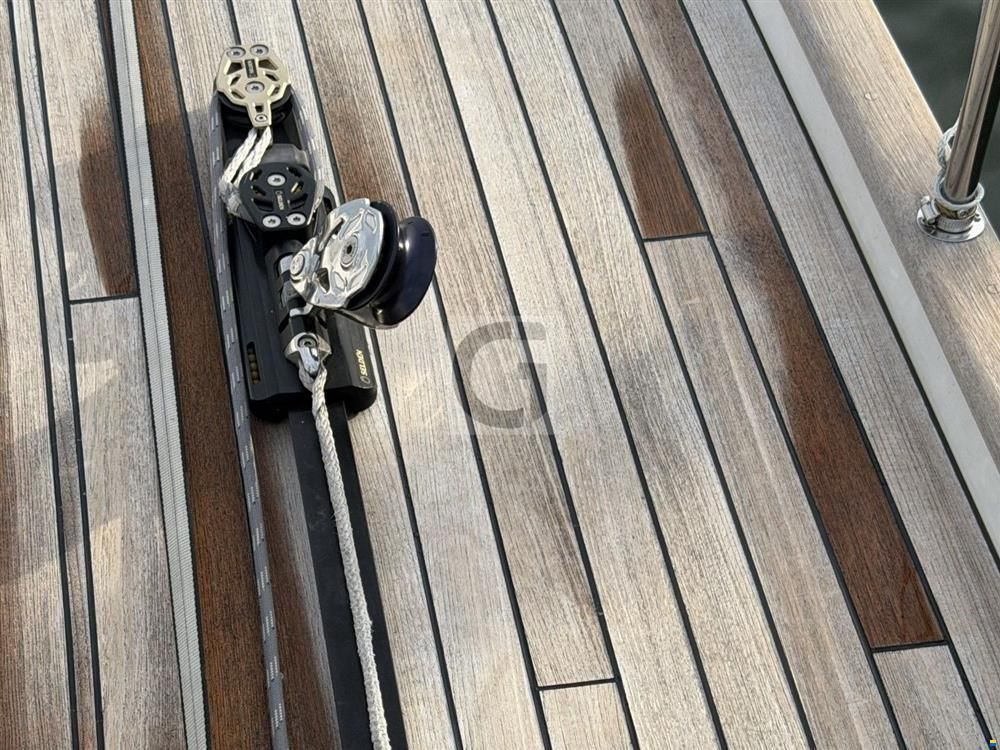 Hallberg-Rassy 57