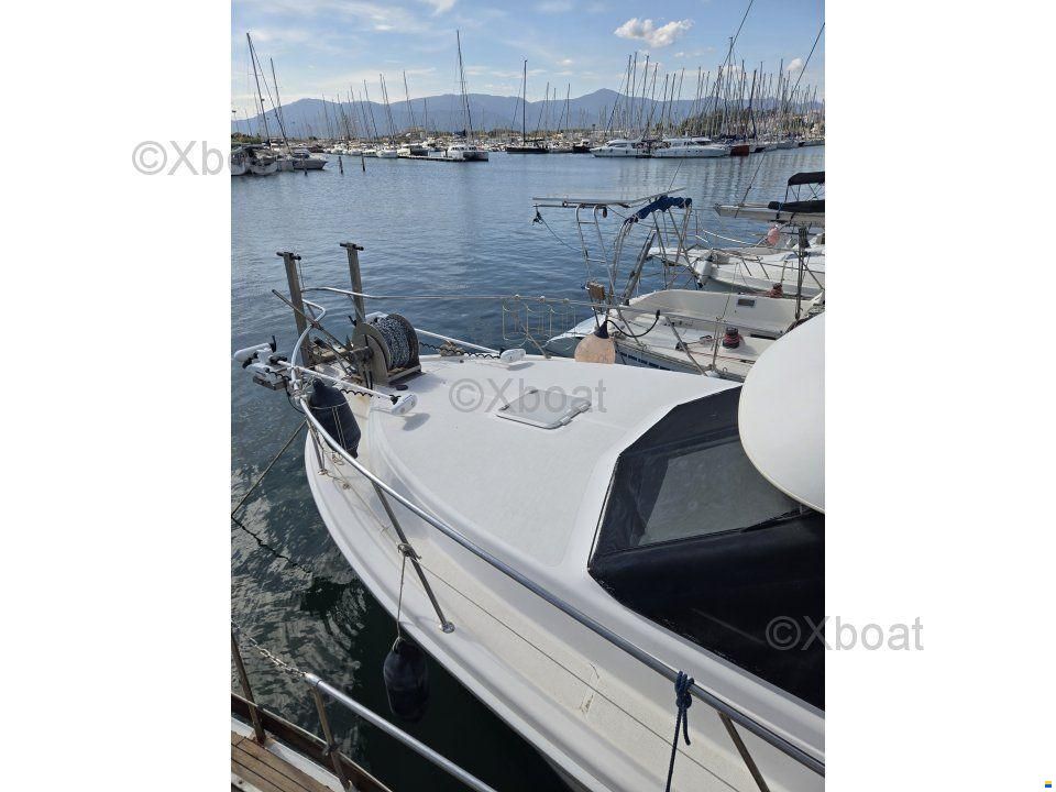 Riviera 33