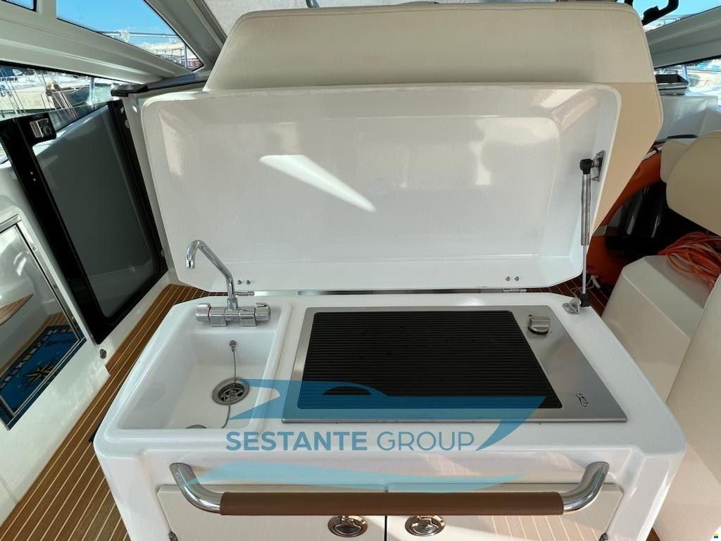 Beneteau GT 40