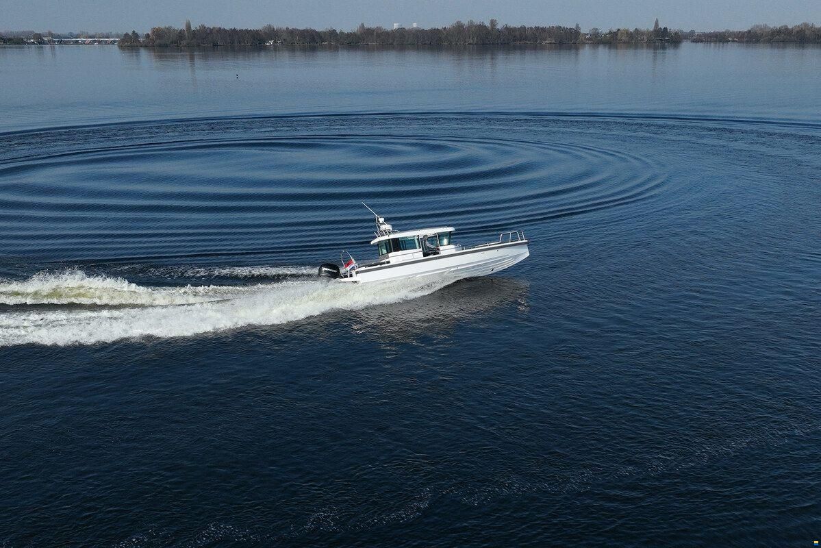 Axopar 28 Cabin - AC