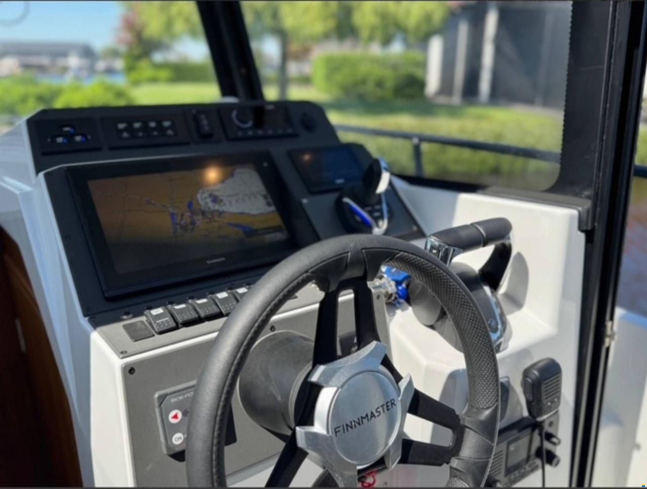 Finnmaster Pilot 8 - 2 X Yamaha F200