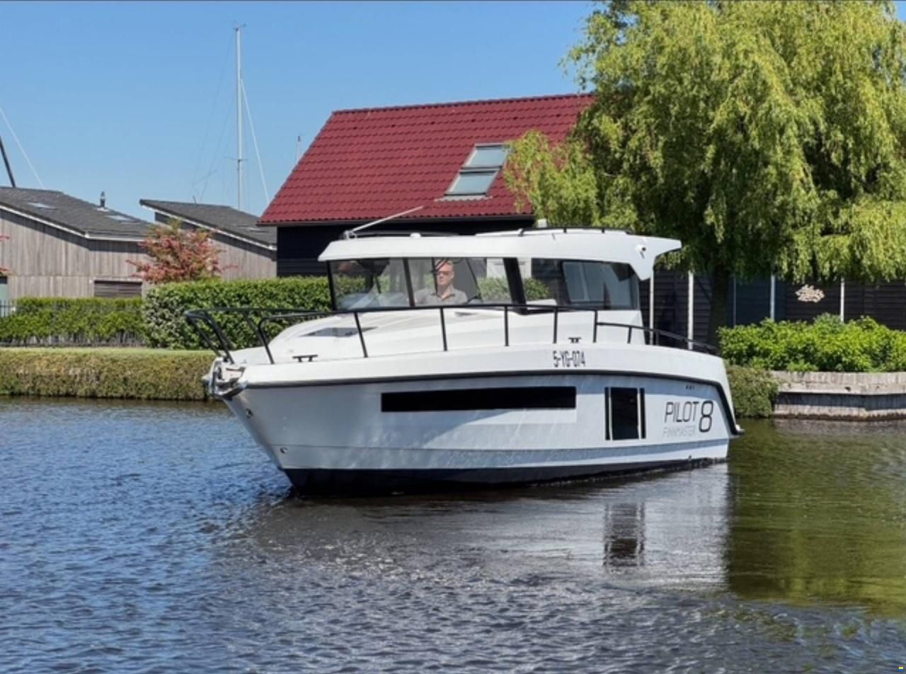 Finnmaster Pilot 8 - 2 X Yamaha F200