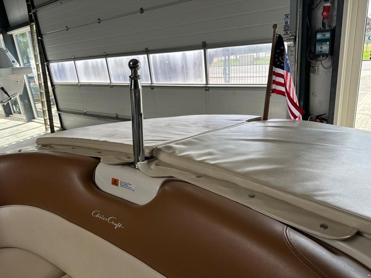 Chris Craft Lancer 22 Heritage Edition