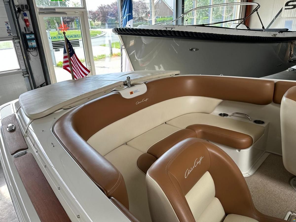 Chris Craft Lancer 22 Heritage Edition