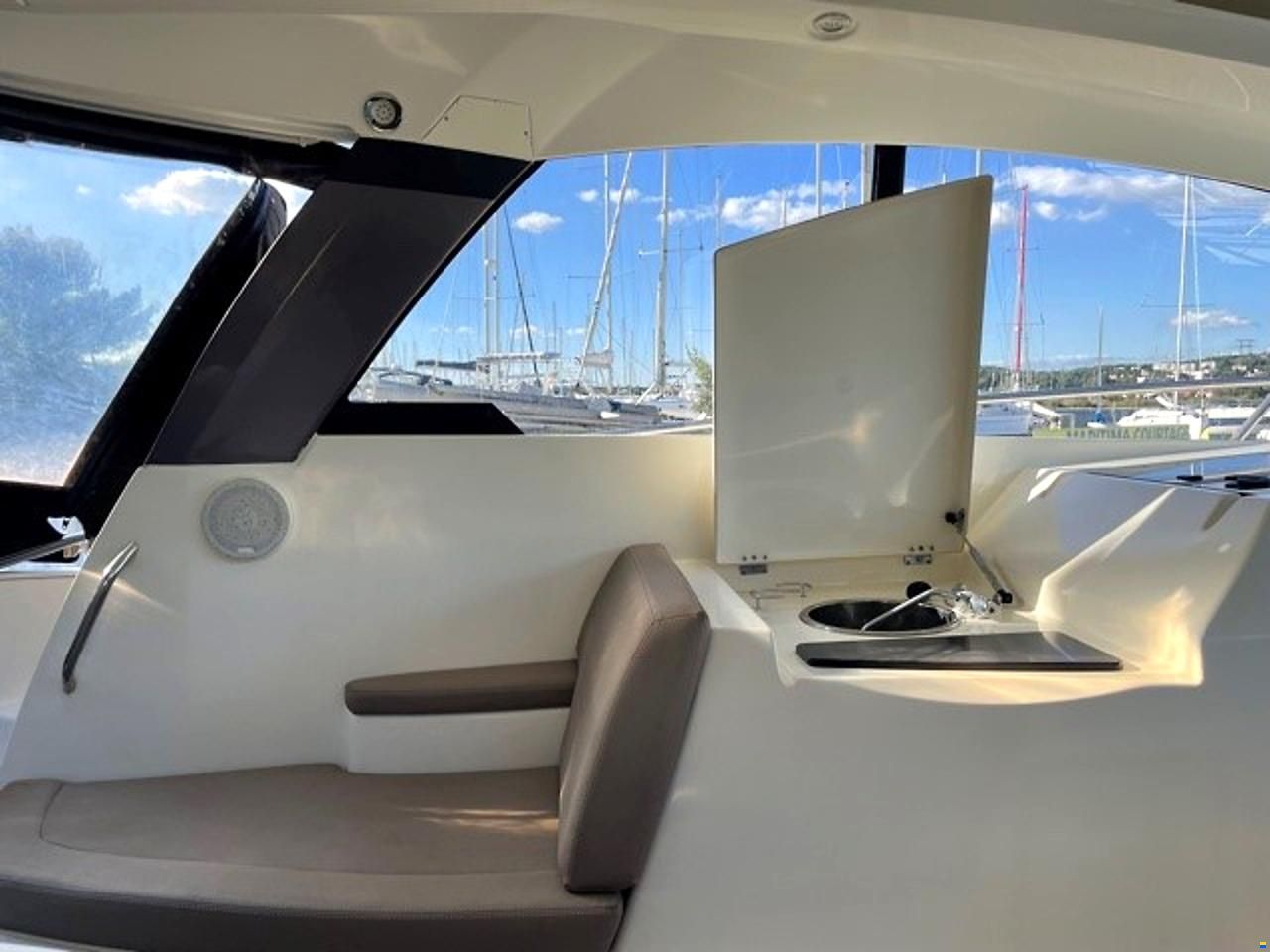 Jeanneau Leader 10