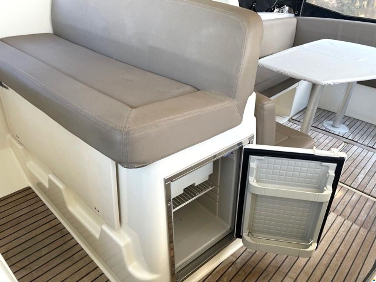 Jeanneau Leader 10