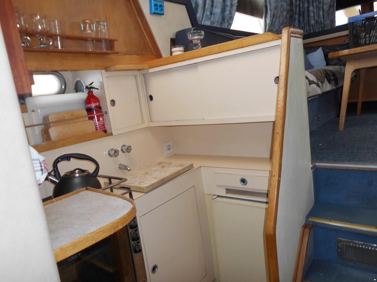 Powles 38 Super