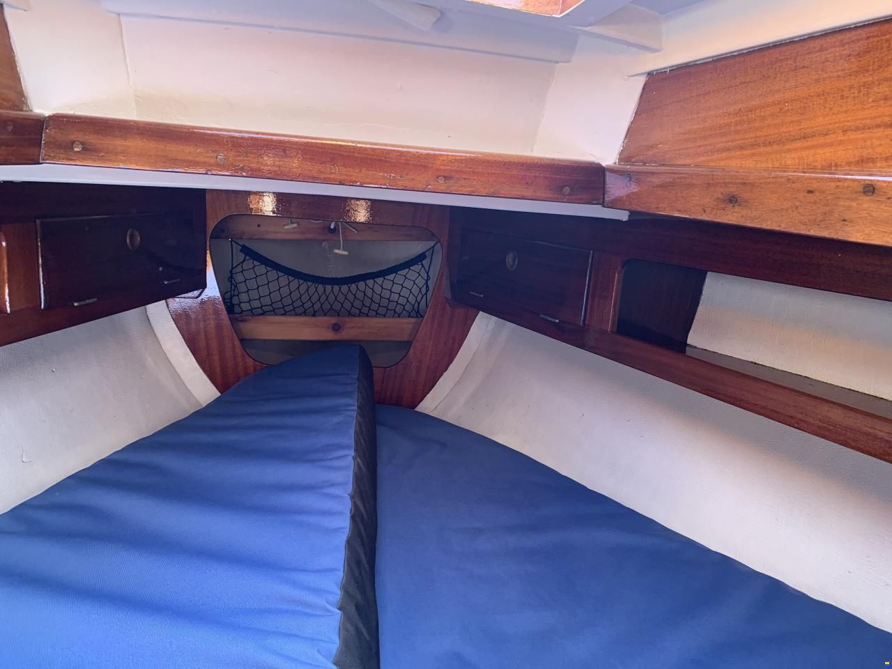 Hallberg-Rassy P28