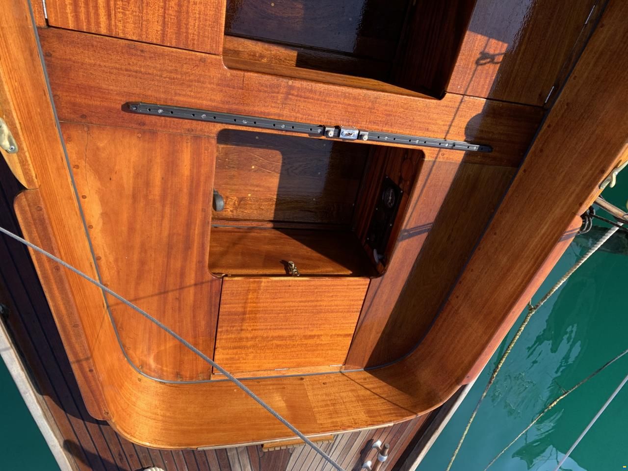 Hallberg-Rassy P28