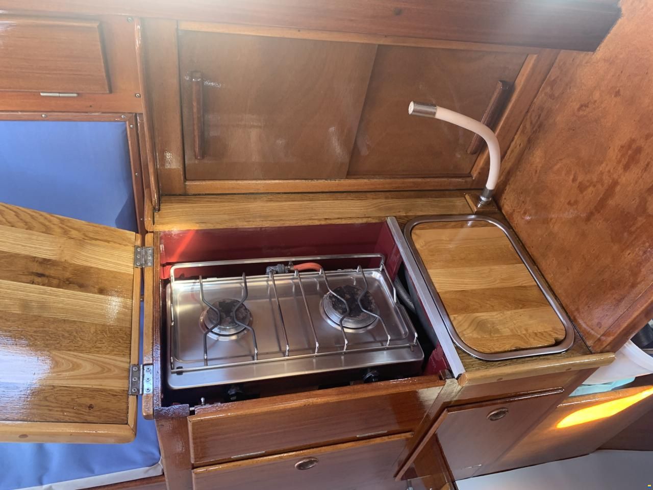Hallberg-Rassy P28