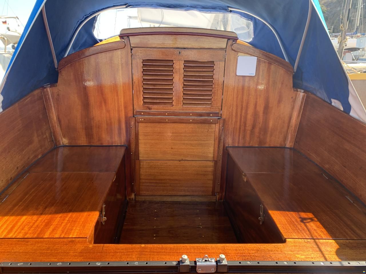 Hallberg-Rassy P28