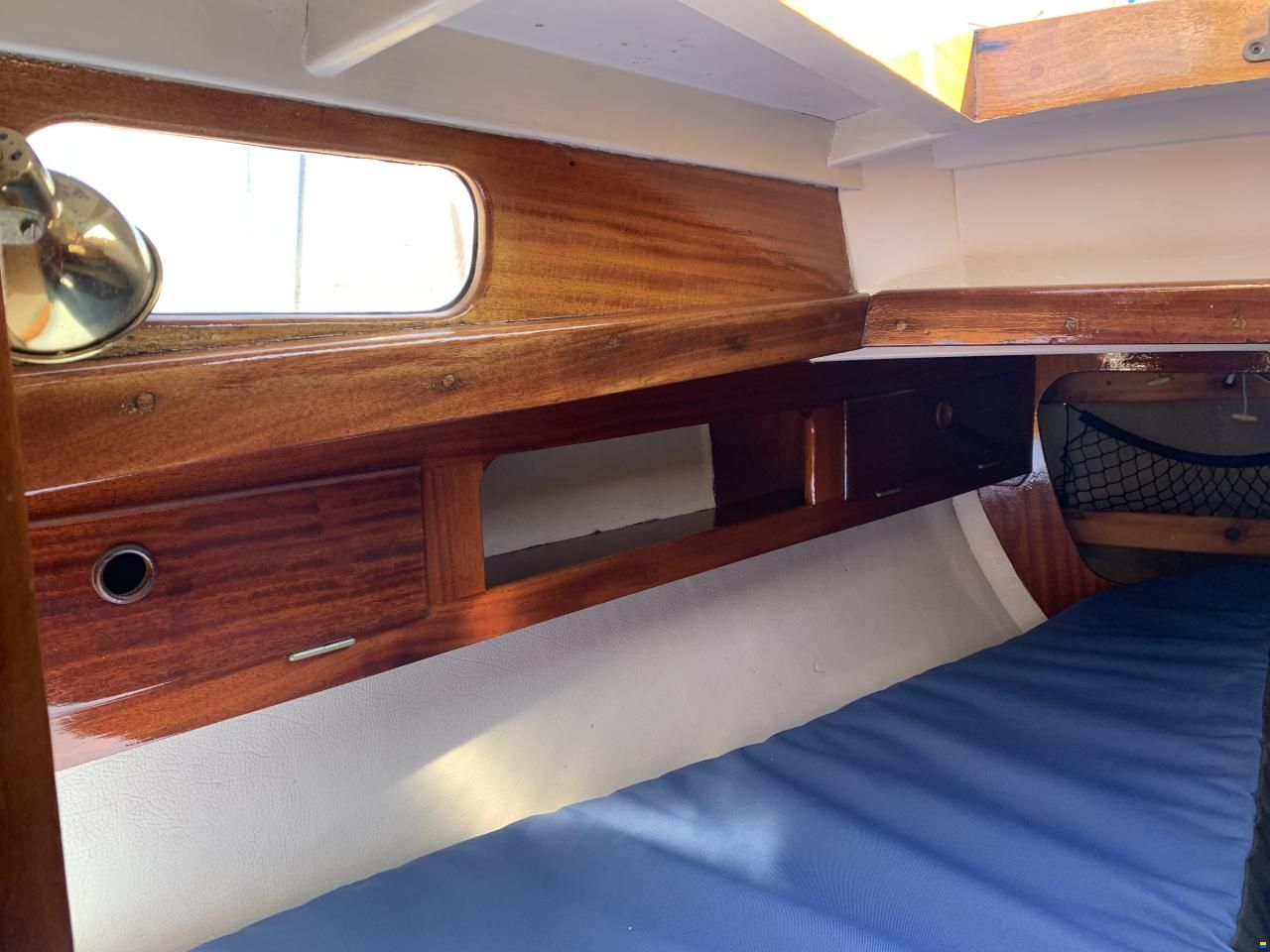 Hallberg-Rassy P28