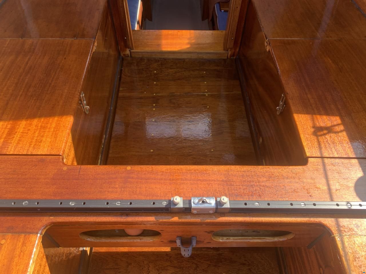 Hallberg-Rassy P28