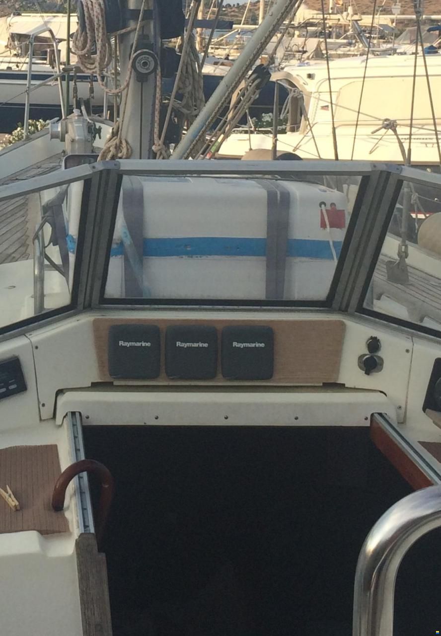 Contest 38s Ketch