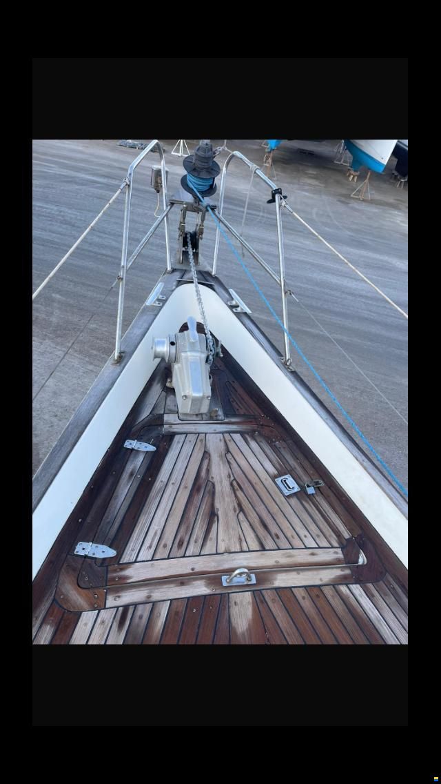 Contest 38s Ketch