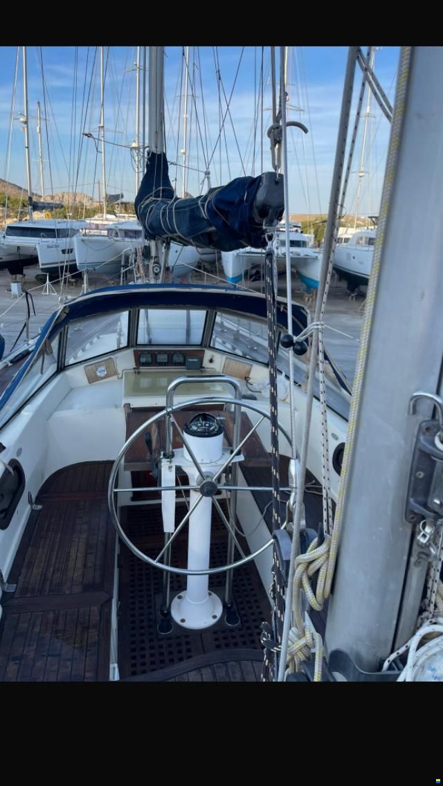 Contest 38s Ketch