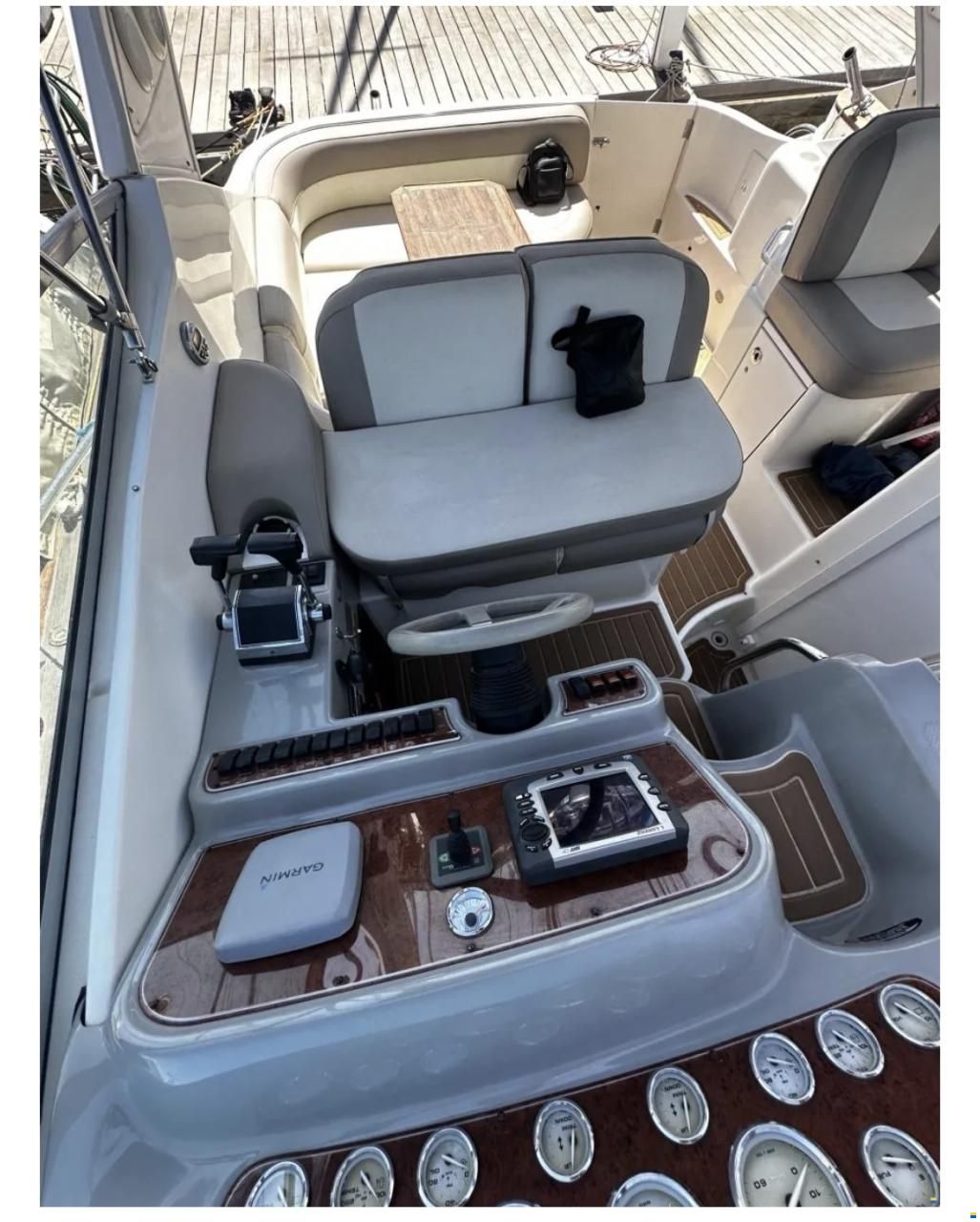 Bayliner 305