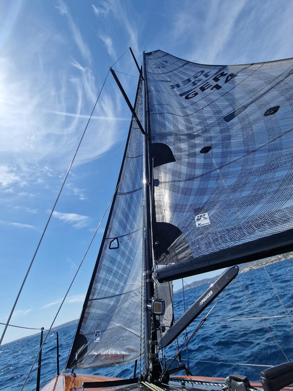 LA 28 Daysailer