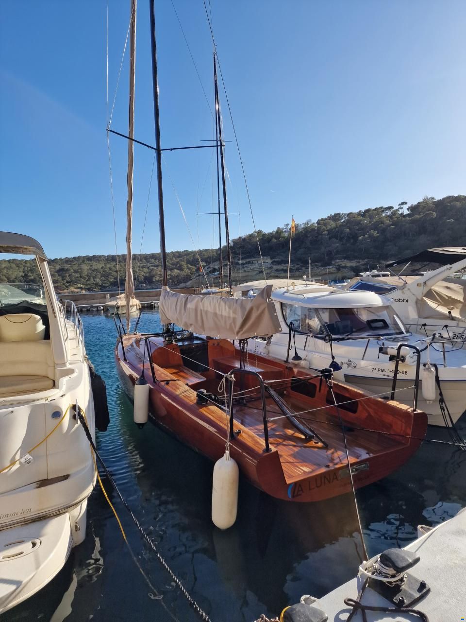 LA 28 Daysailer