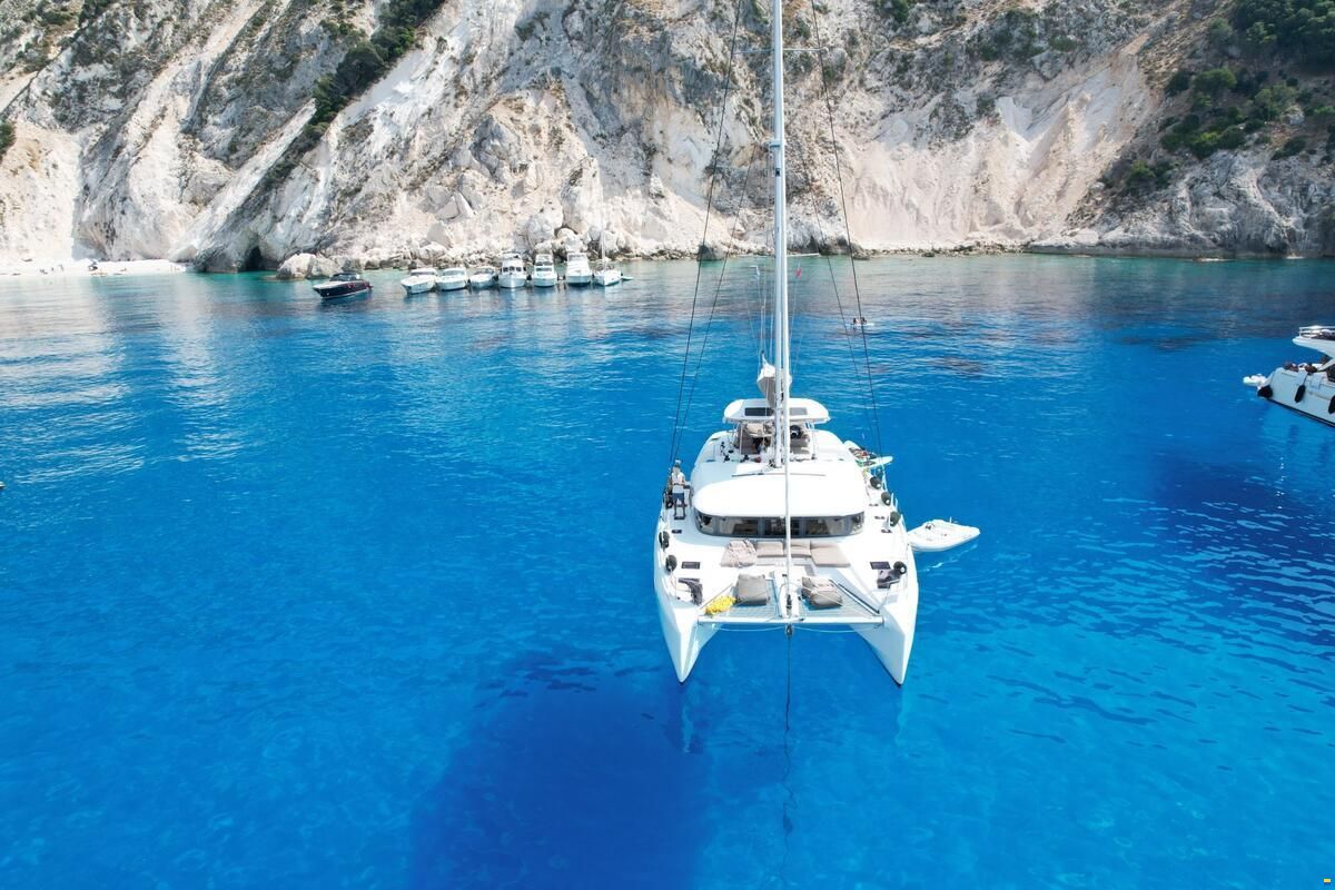 Lagoon 50
