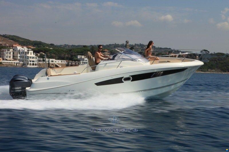 Jeanneau Cap Camarat 8.5 WA