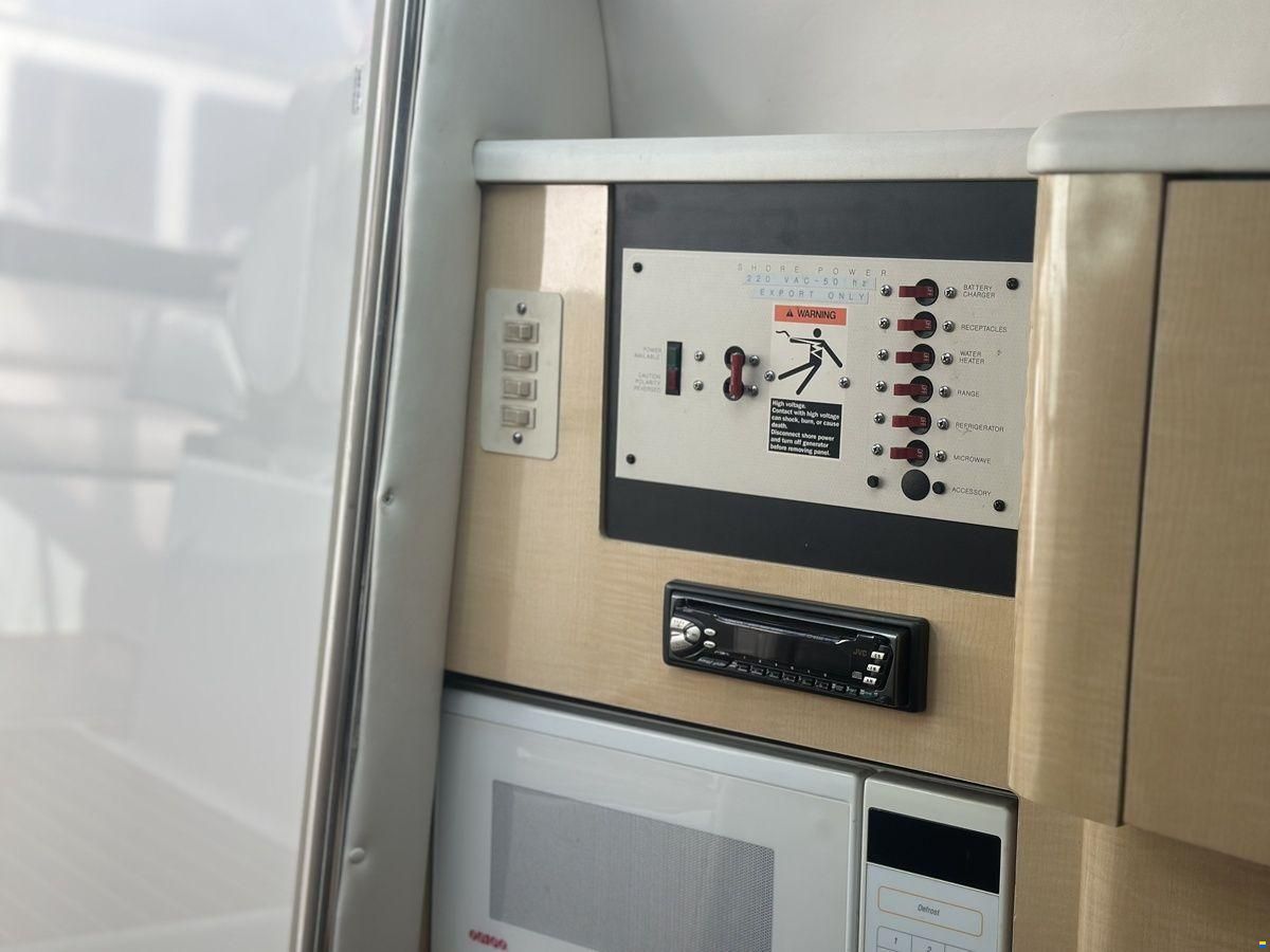 Maxum 2900