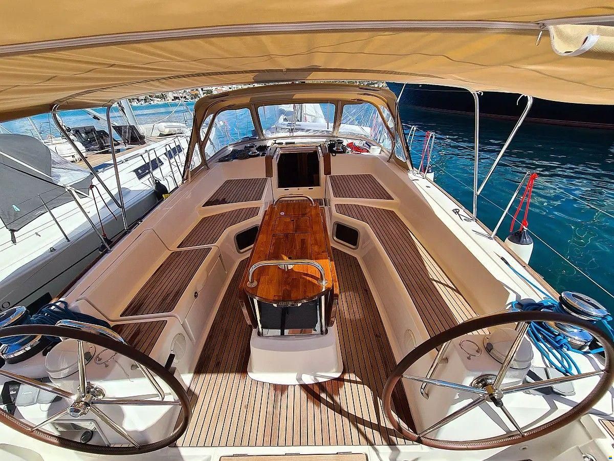 Jeanneau 53