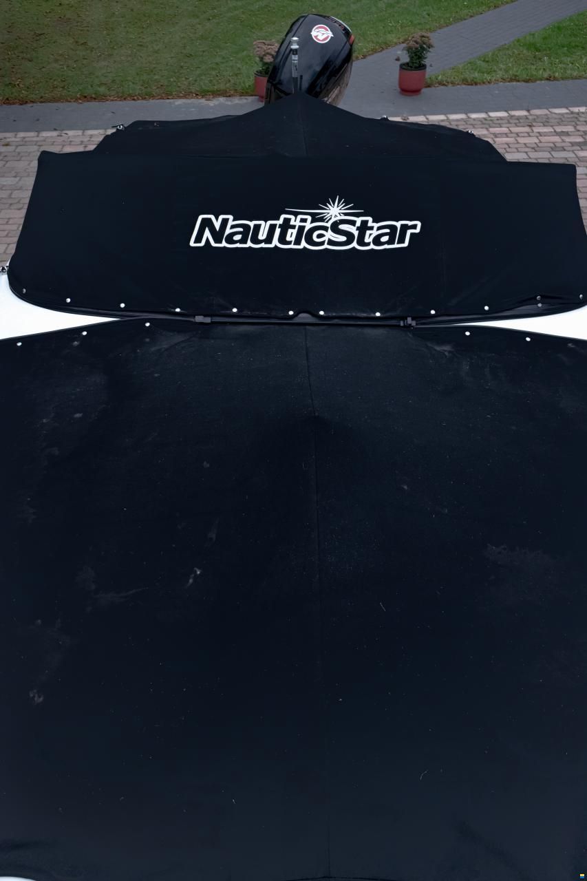 Nautic Star 203DC