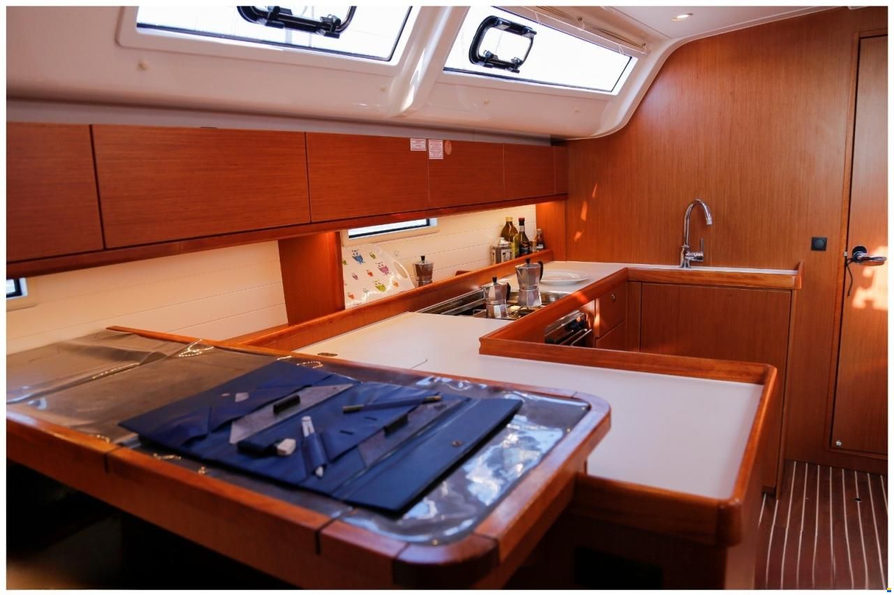 Bavaria Cruiser 51