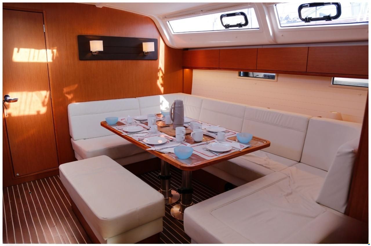 Bavaria Cruiser 51
